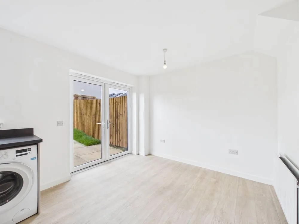 3 bedroom detached house for rent