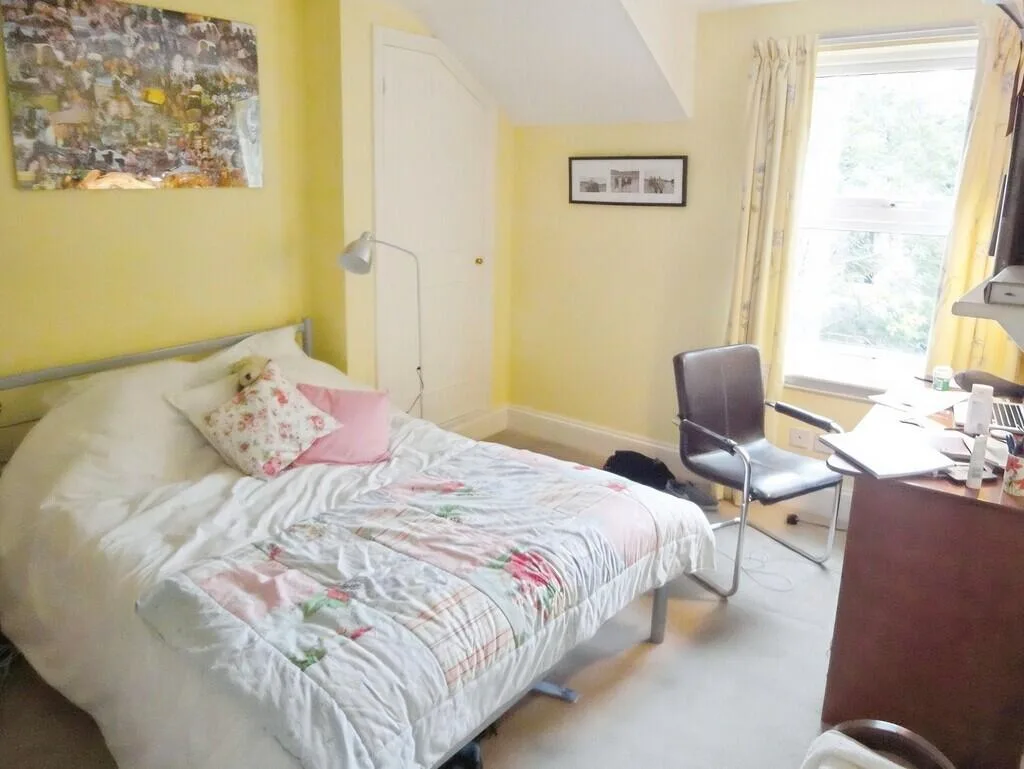 7 bedroom terraced house for rent