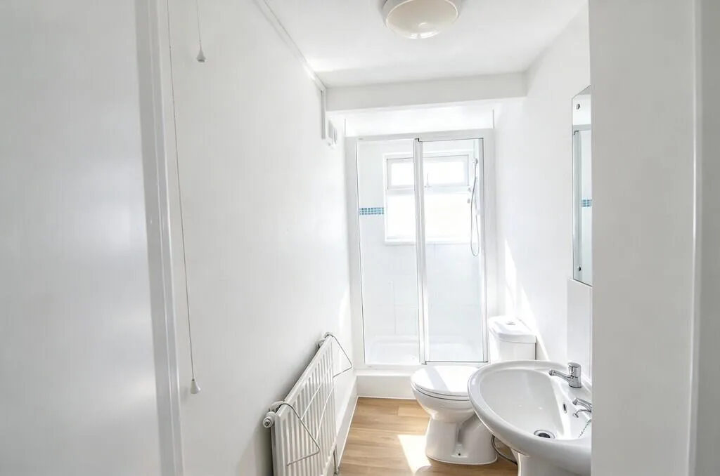 7 bedroom terraced house for rent