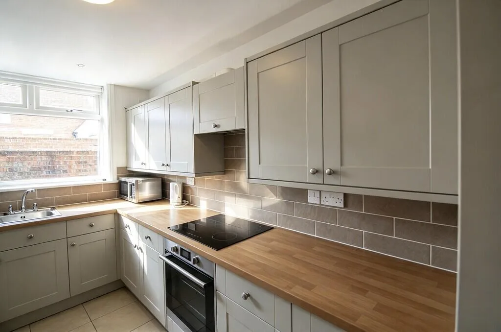 7 bedroom terraced house for rent