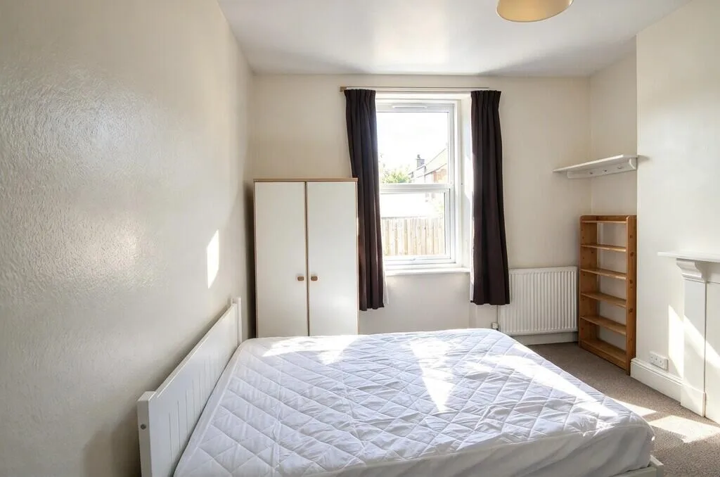 7 bedroom terraced house for rent