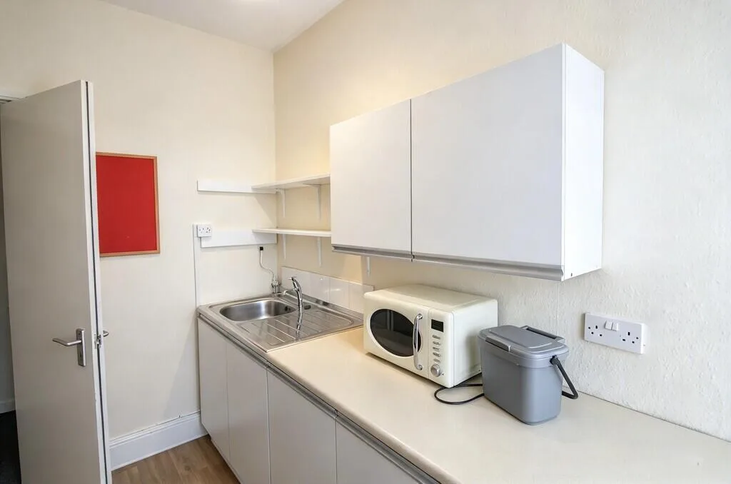 7 bedroom terraced house for rent