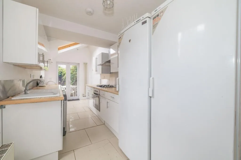 4 bedroom terraced house for rent