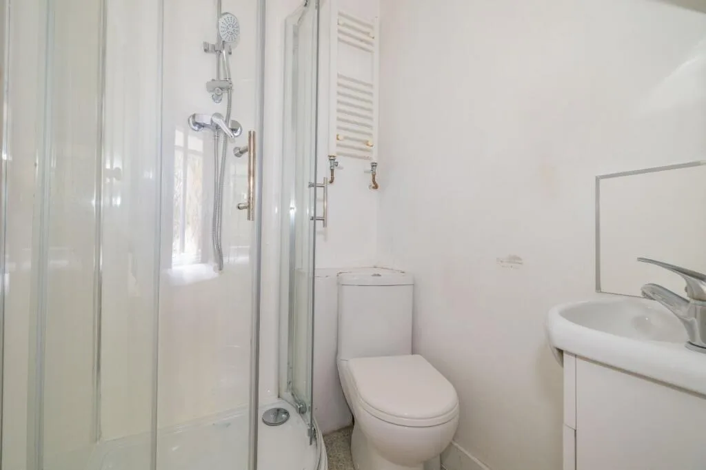 4 bedroom terraced house for rent
