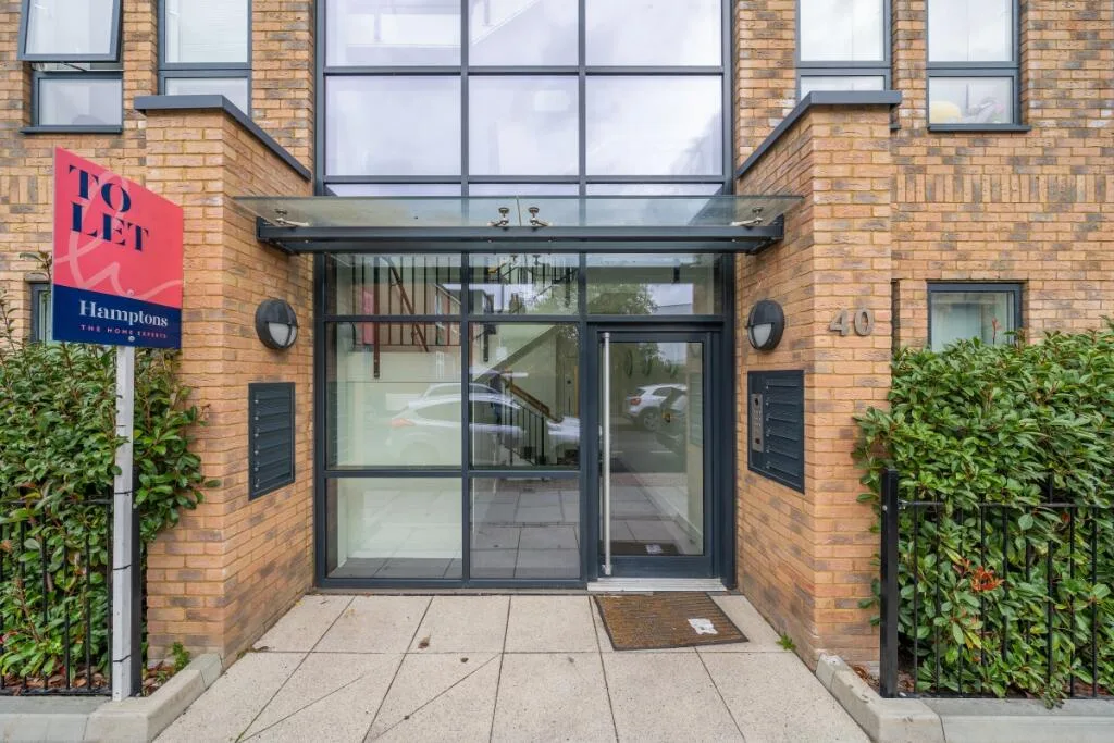 3 bedroom flat for rent