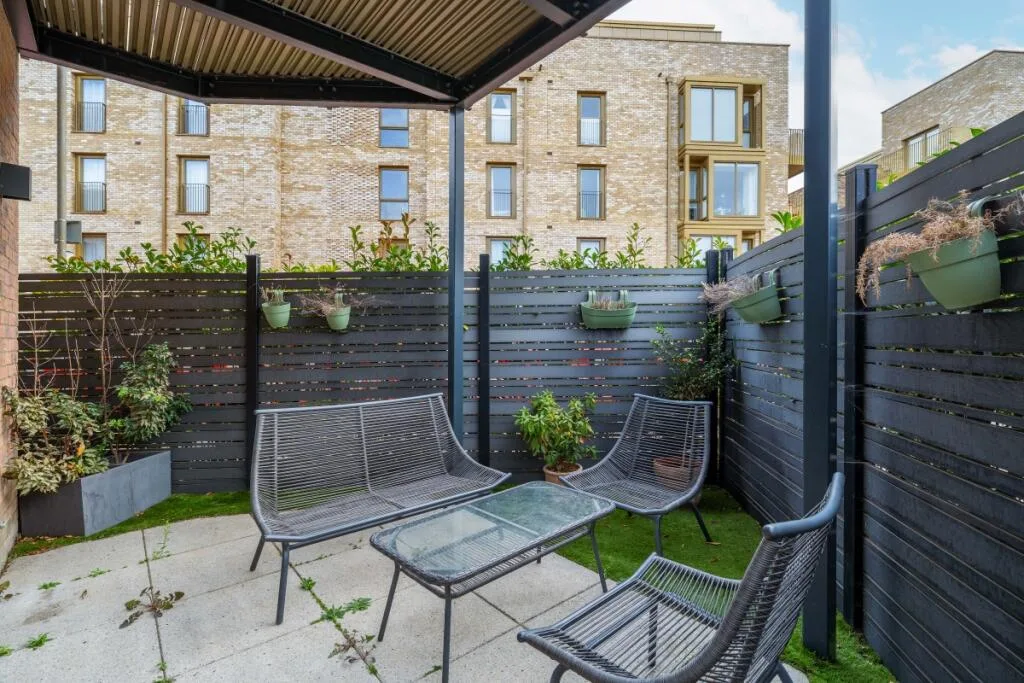 3 bedroom flat for rent
