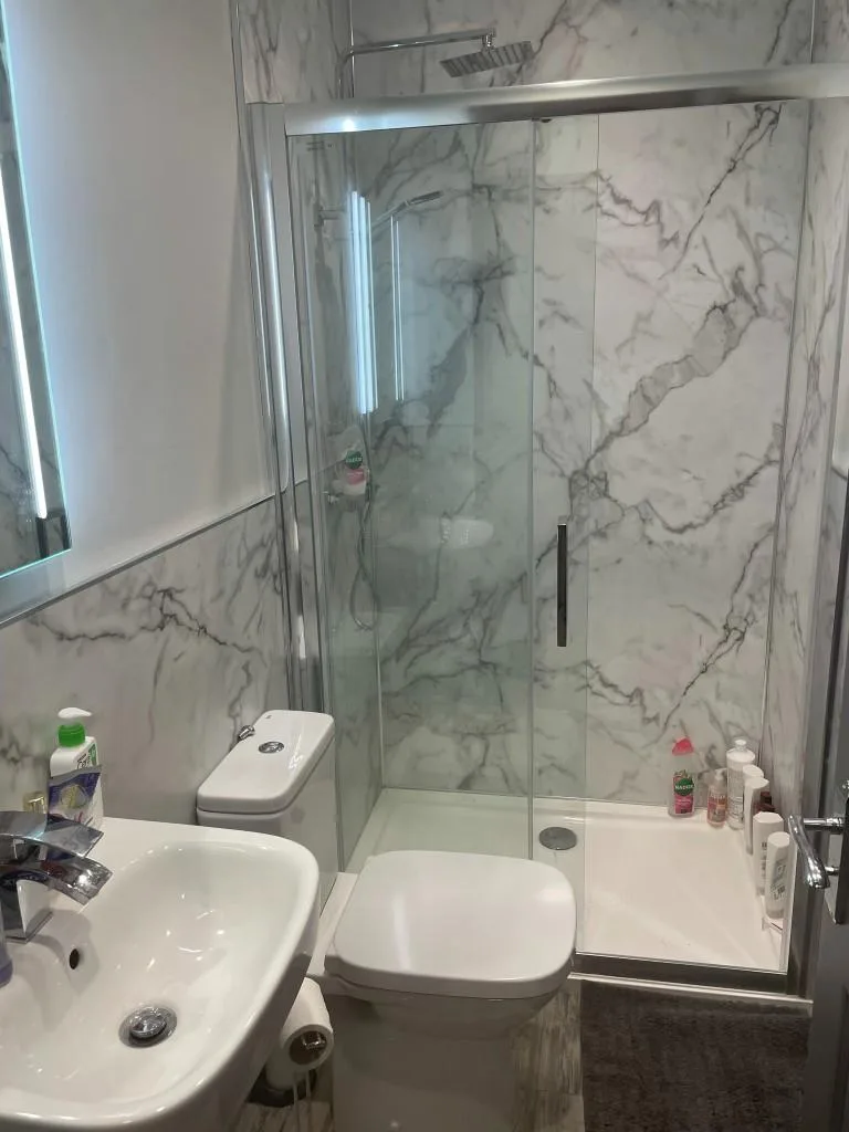 8 bedroom terraced house for rent