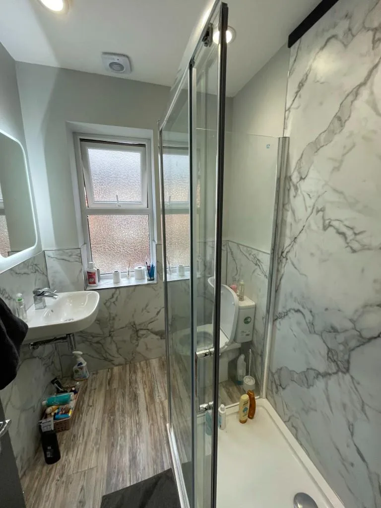 8 bedroom terraced house for rent