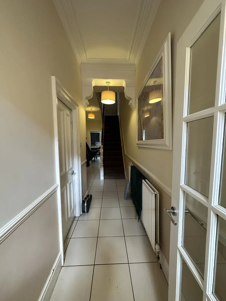 8 bedroom terraced house for rent