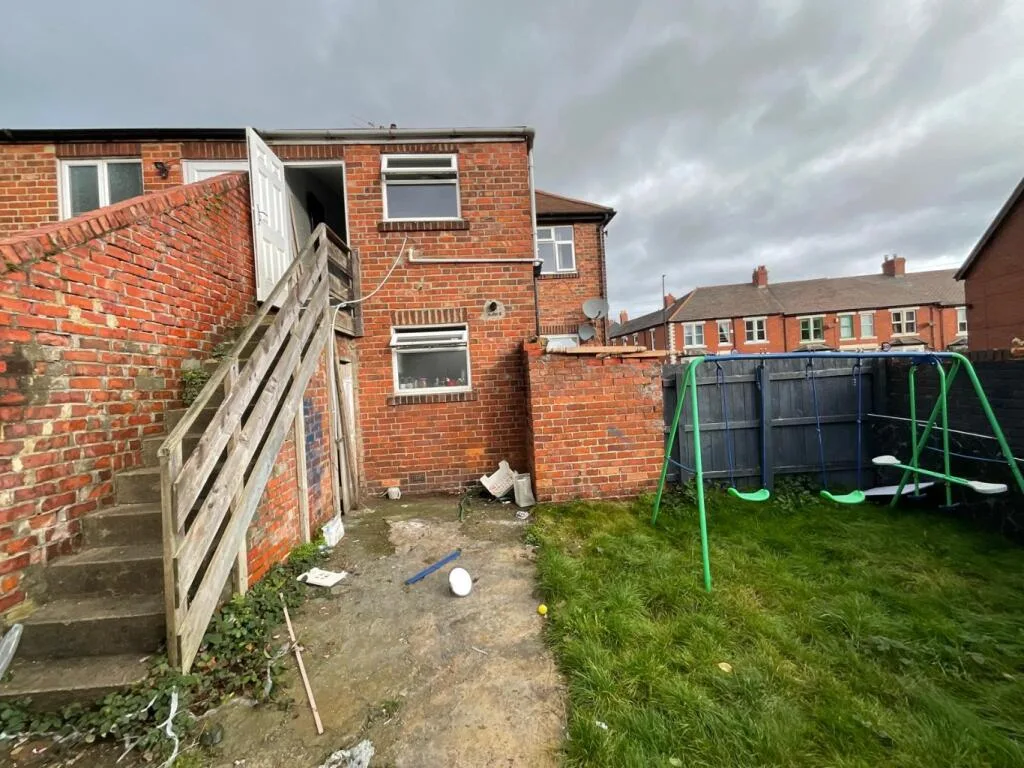3 bedroom flat for rent