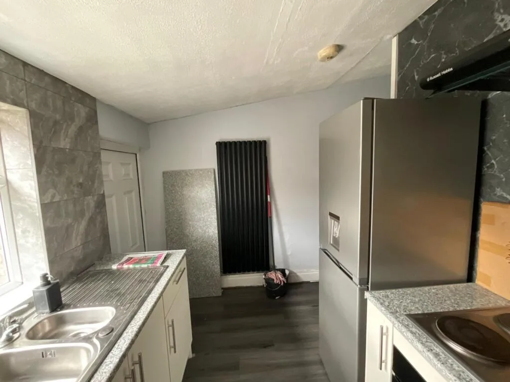 3 bedroom flat for rent