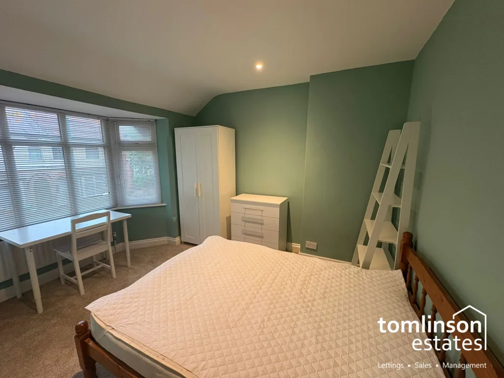 4 bedroom detached house for rent