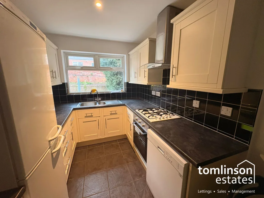 4 bedroom detached house for rent