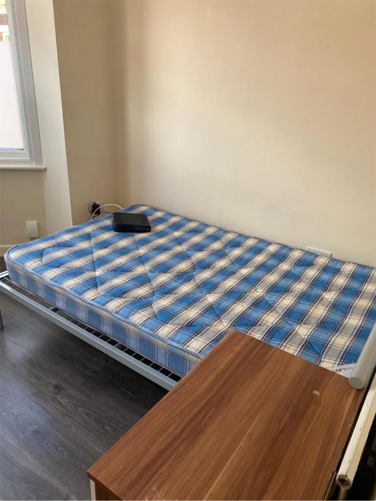 4 bedroom semi-detached house for rent