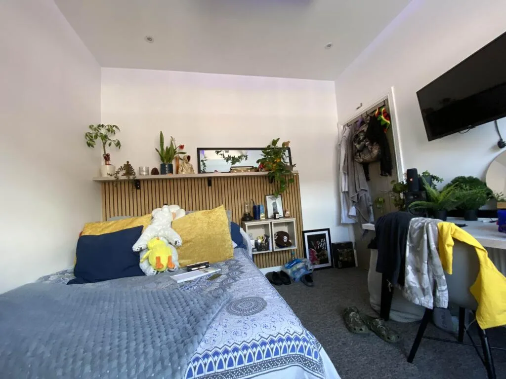 8 bedroom terraced house for rent