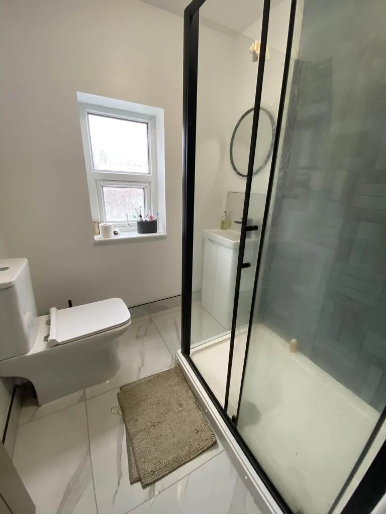 5 bedroom detached house for rent
