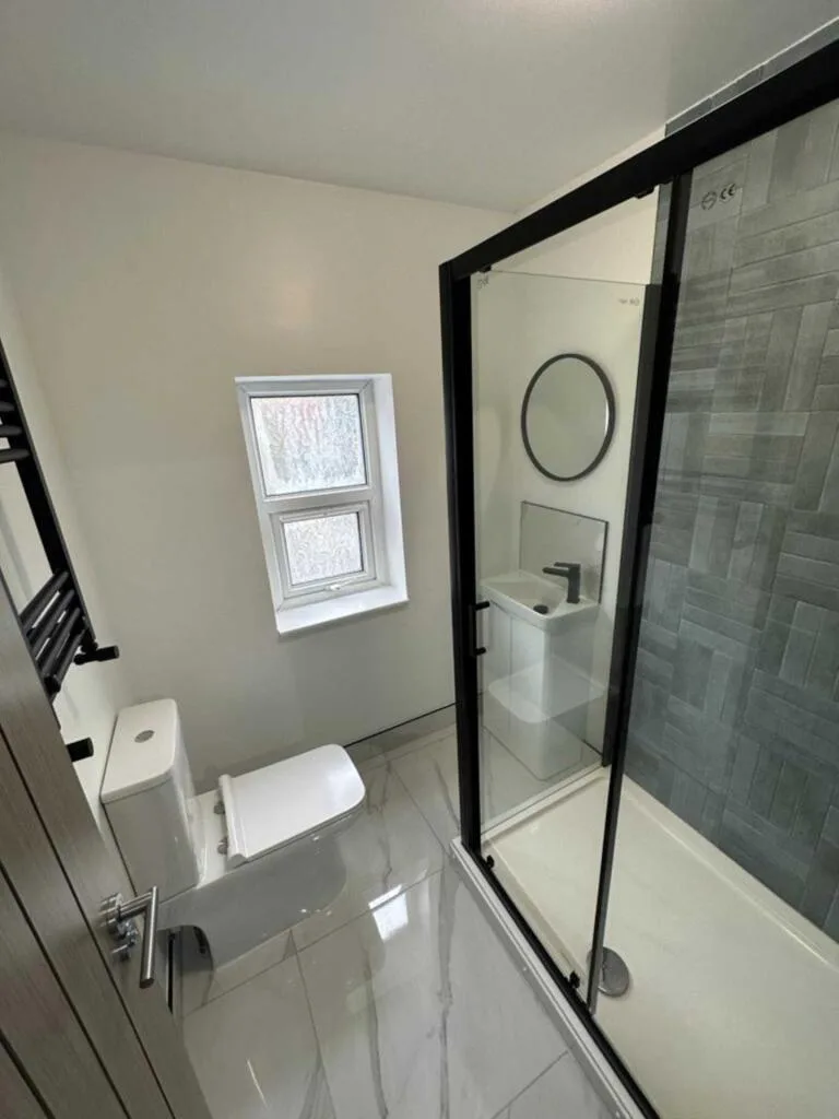5 bedroom detached house for rent