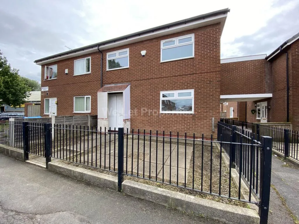 4 bedroom house for rent