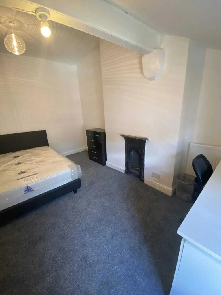 4 bedroom terraced house for rent