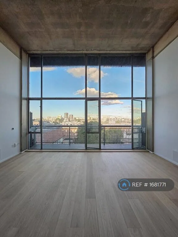 2 bedroom maisonette for rent
