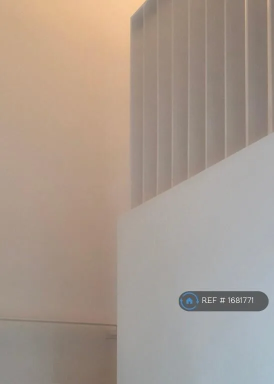 2 bedroom maisonette for rent