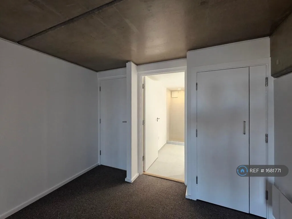 2 bedroom maisonette for rent