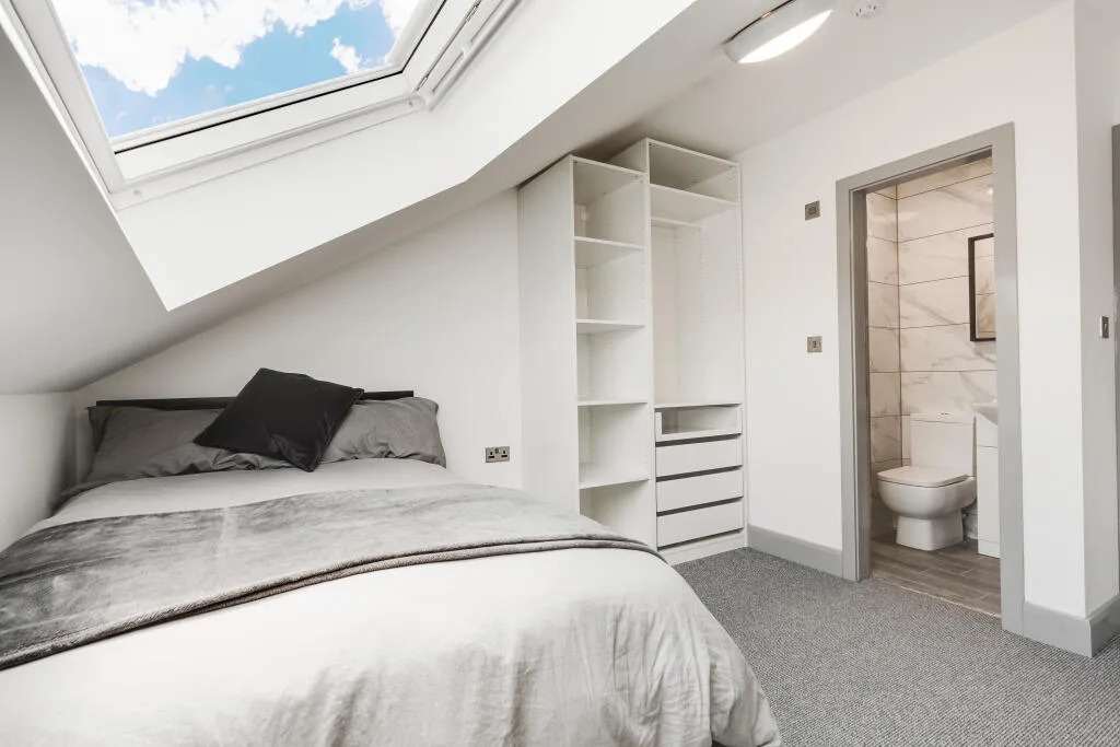 6 bedroom terraced house for rent