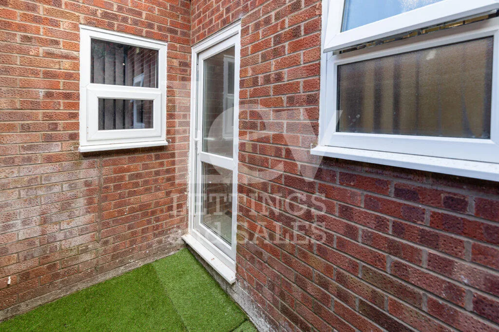 2 bedroom terraced house for rent