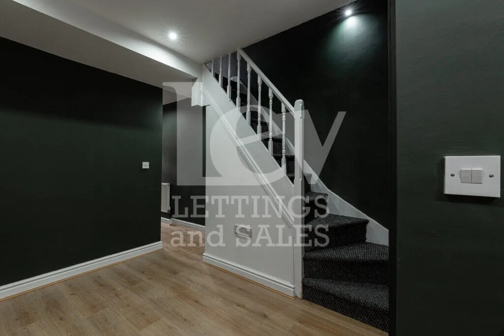2 bedroom terraced house for rent
