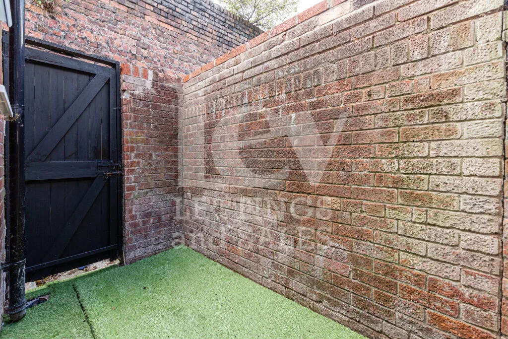 2 bedroom terraced house for rent