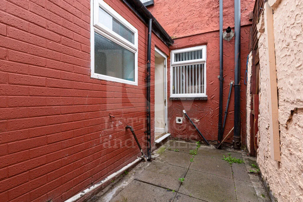 2 bedroom terraced house for rent