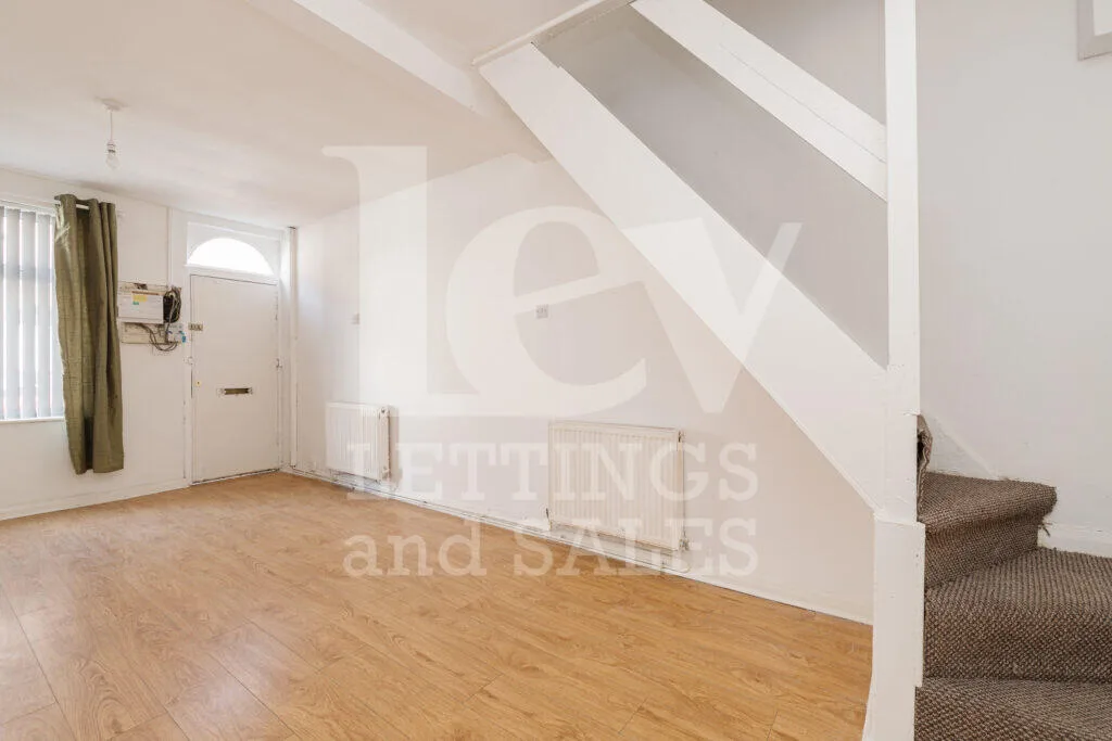 2 bedroom terraced house for rent