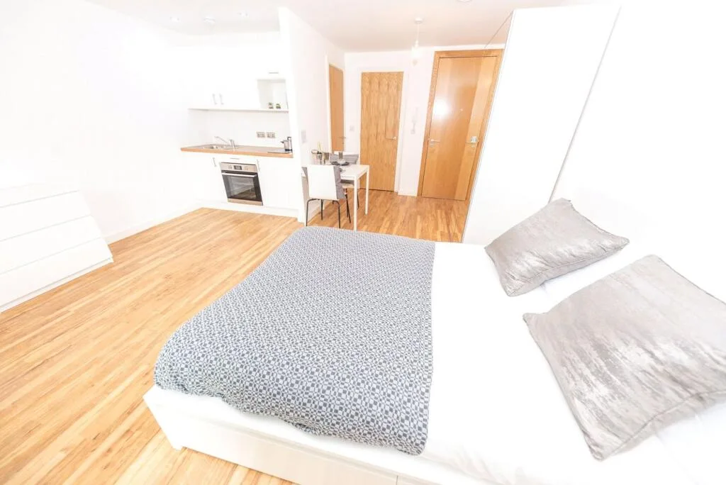 Studio flat for rent