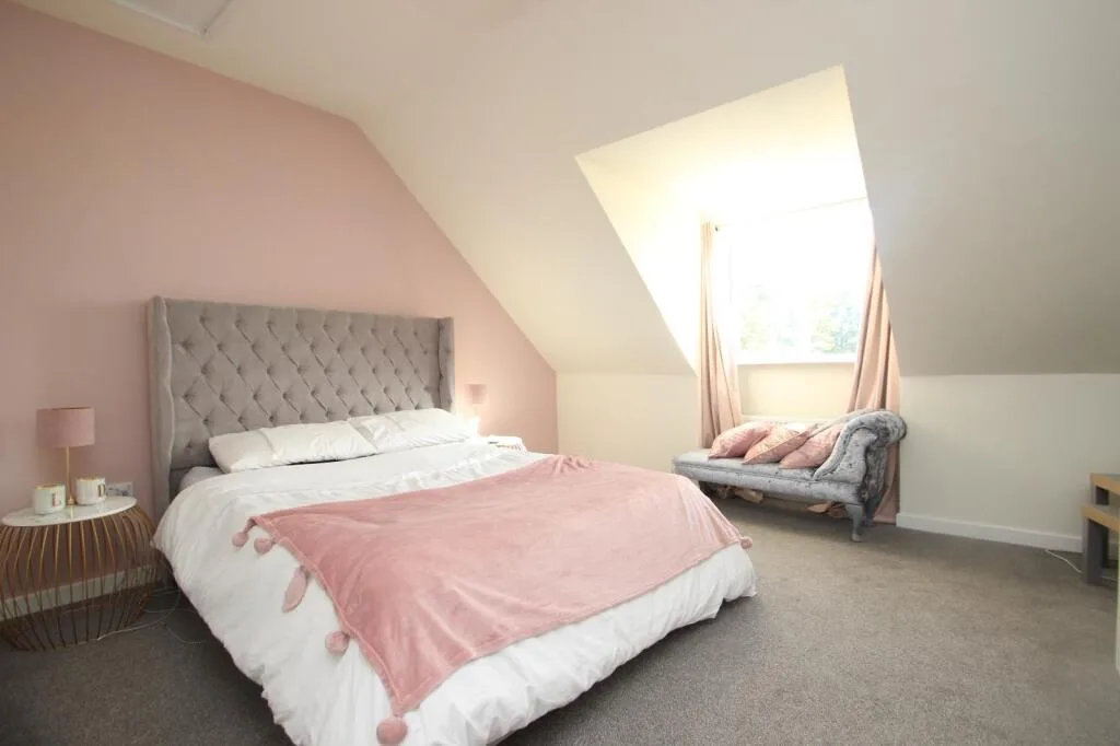 3 bedroom semi-detached house for rent