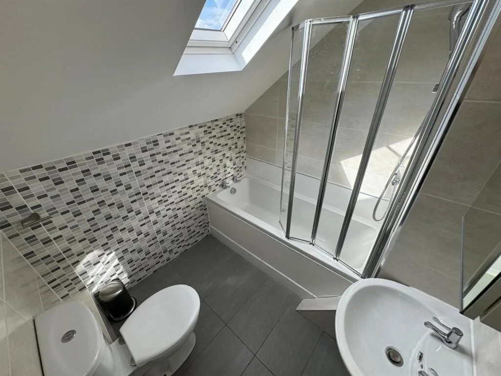 4 bedroom terraced house for rent