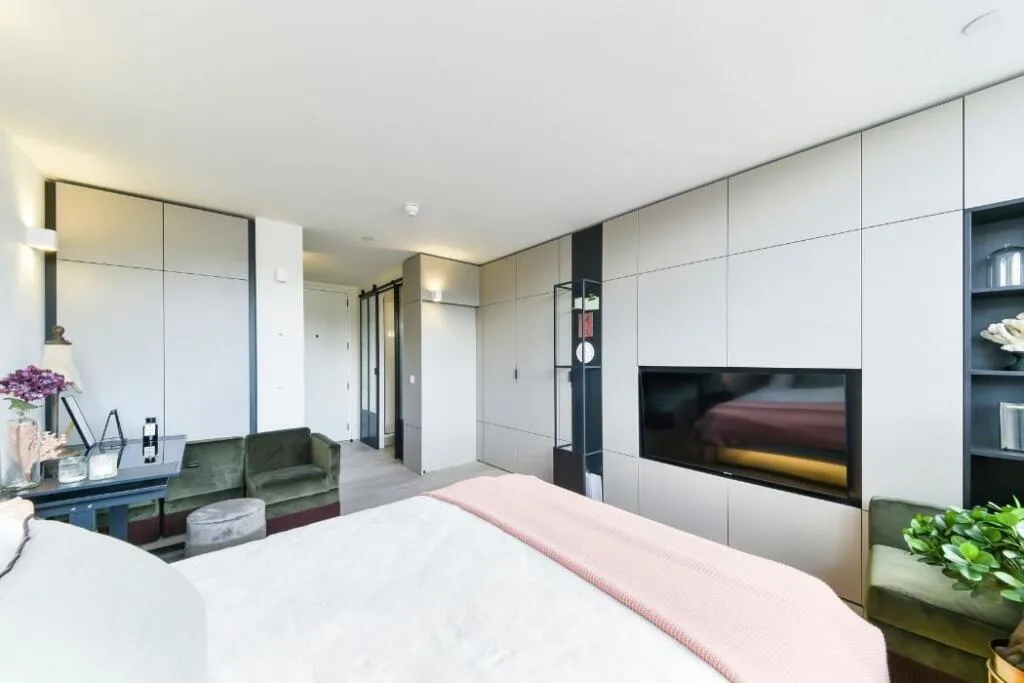 Studio flat for rent