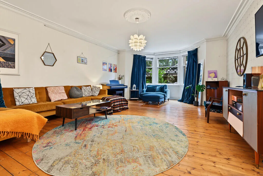 3 bedroom flat for rent