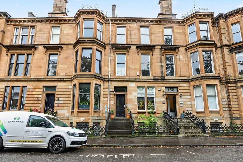 3 bedroom flat for rent