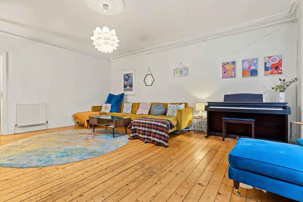 3 bedroom flat for rent
