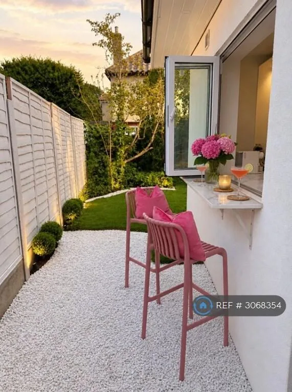 3 bedroom semi-detached house for rent