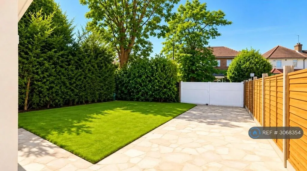 3 bedroom semi-detached house for rent