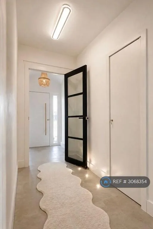 3 bedroom semi-detached house for rent