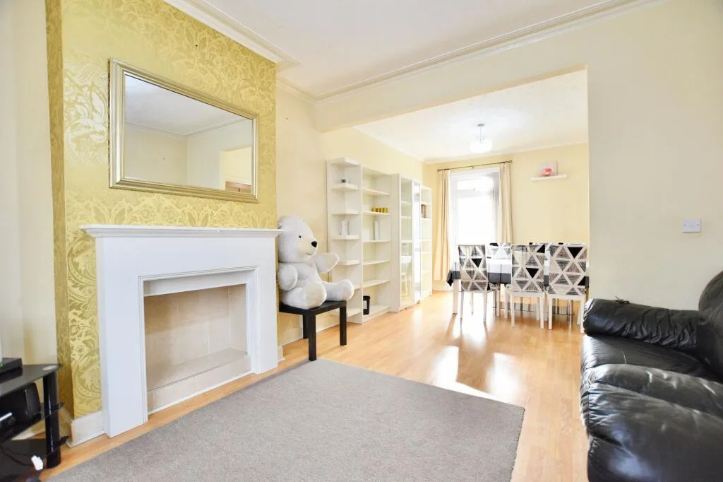 3 bedroom terraced house for rent