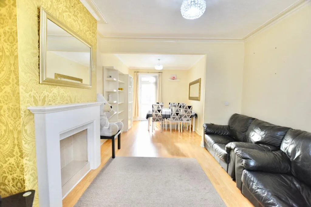 3 bedroom terraced house for rent