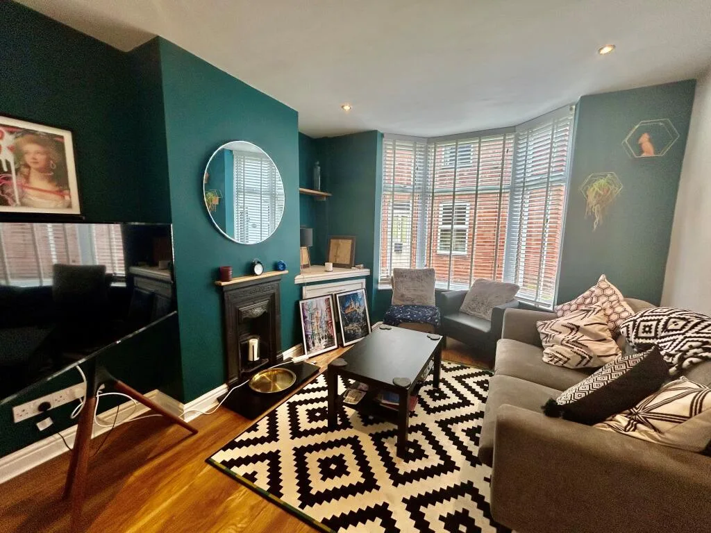 2 bedroom house for rent