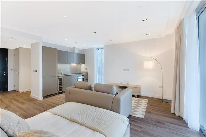 Studio flat for rent