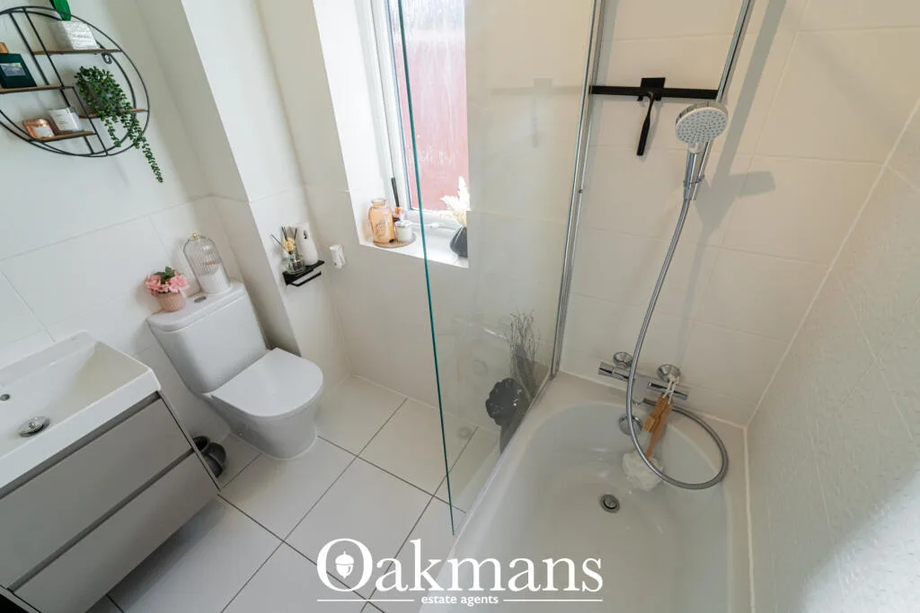 2 bedroom semi-detached house for rent