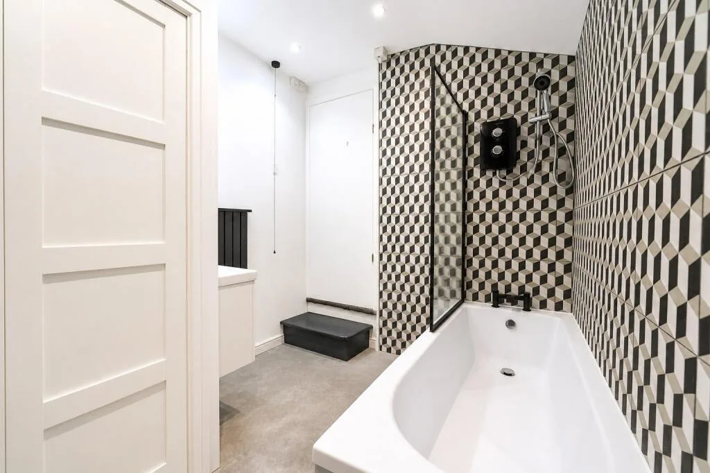 5 bedroom house for rent