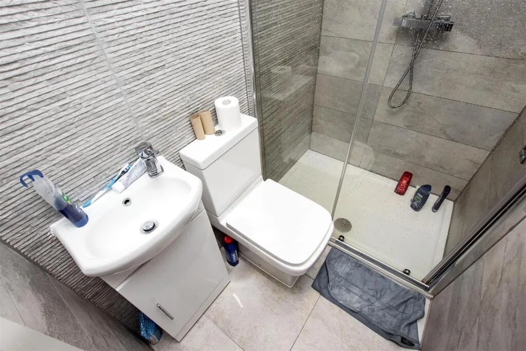 7 bedroom house for rent