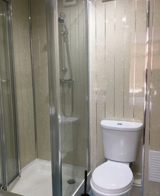 6 bedroom house for rent
